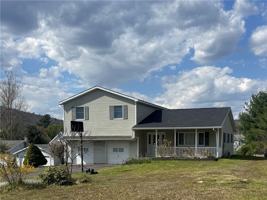 featured image of 112 Central Dr