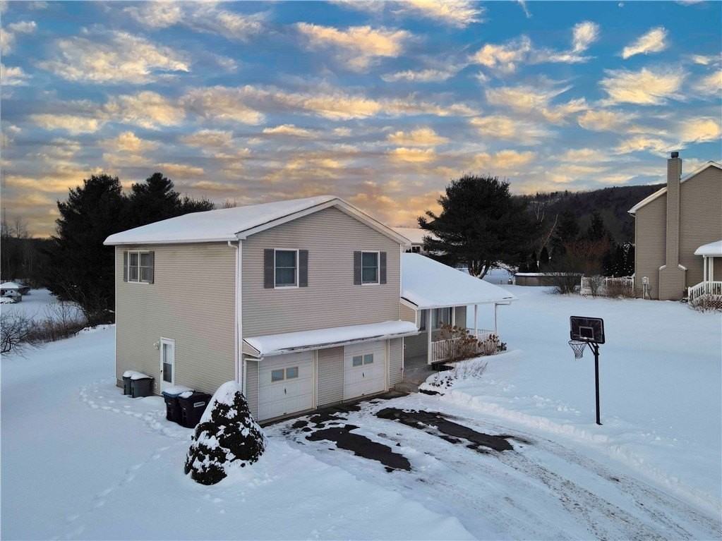 112 Central Dr - Photo 7 of 45