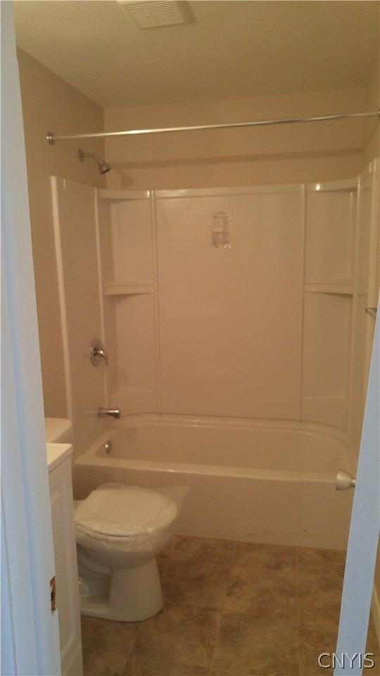101 Milford Dr E - Photo 5 of 7
