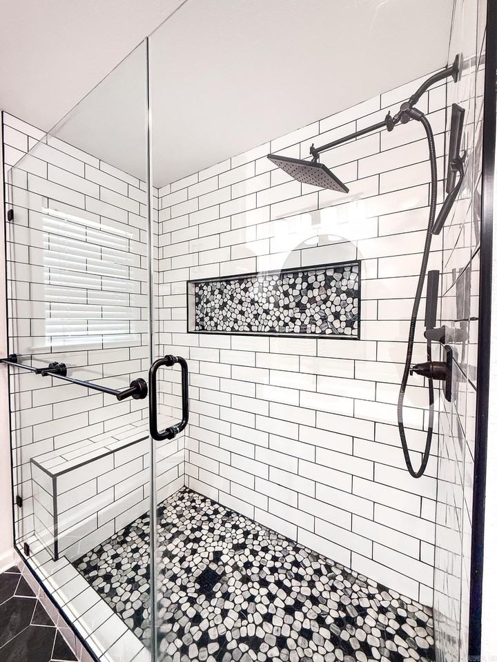 97 Rosebud Cir - Photo 2 of 37