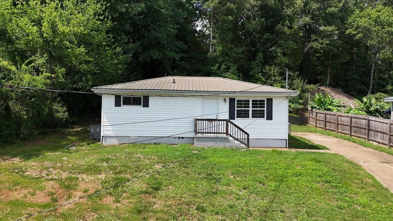 338 Mcafee Rd - Photo 2 of 29