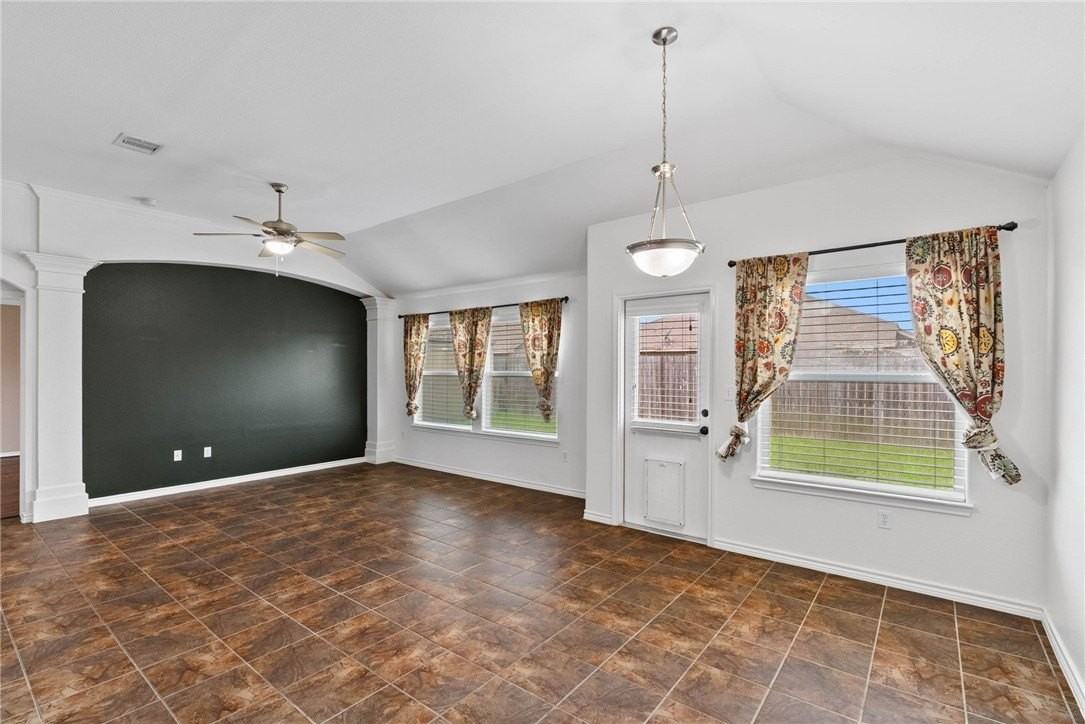 3909 Los Arroyos Dr - Photo 3 of 20