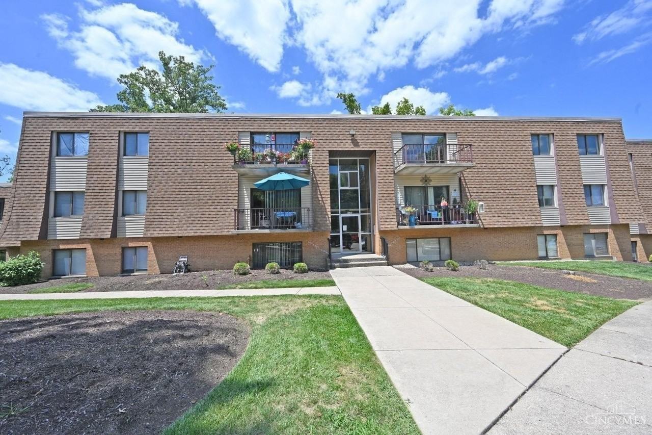 6584 Hearne Rd #24