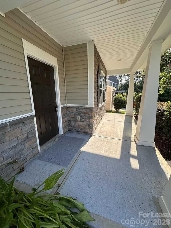 10312 Ebbets Rd - Photo 2 of 23