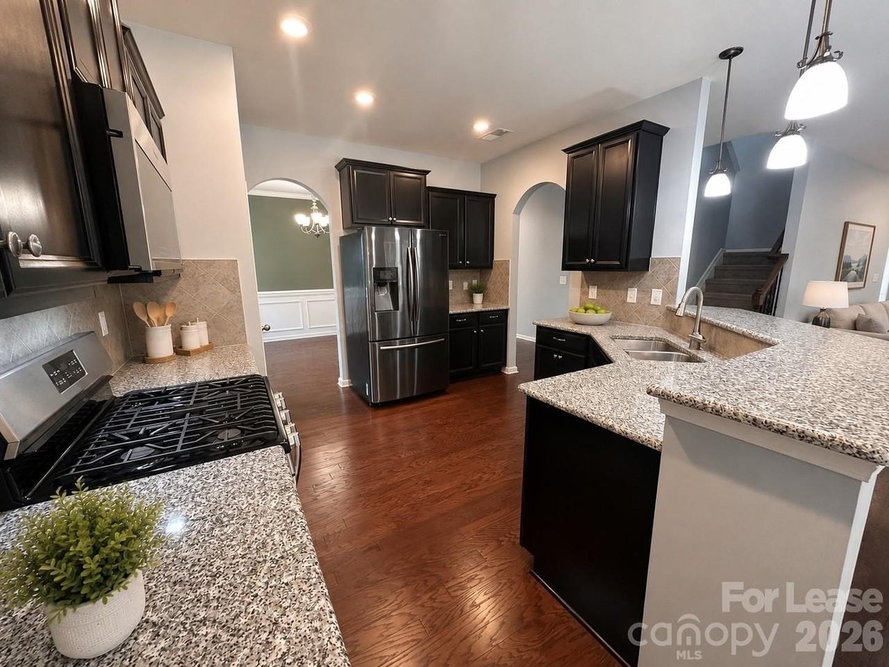 10312 Ebbets Rd - Photo 7 of 23