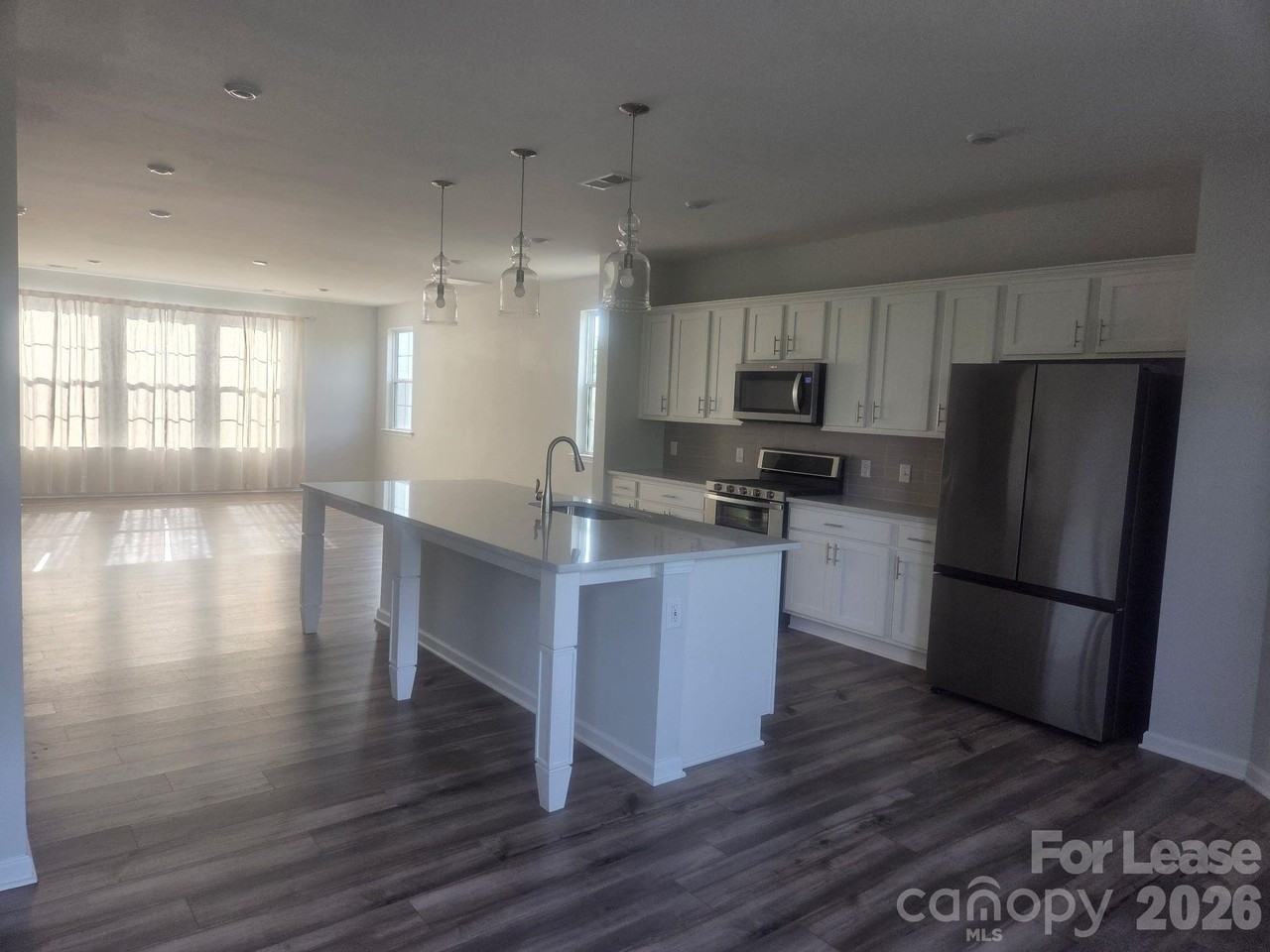 6997 Waterstone Dr - Photo 5 of 44