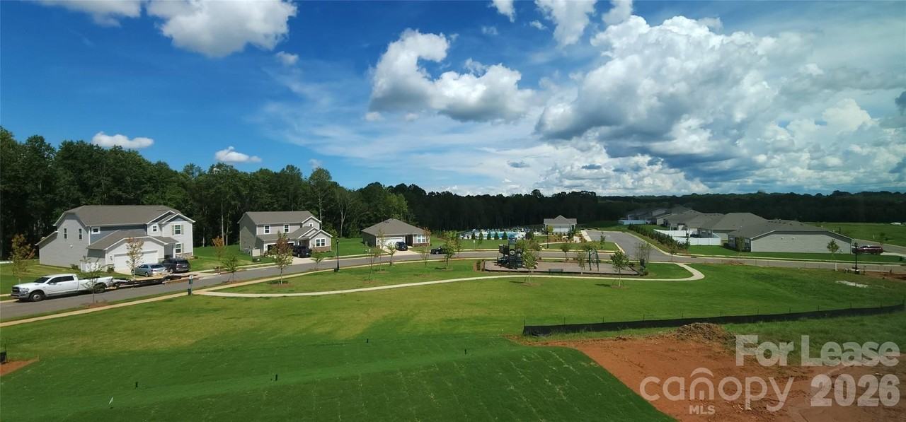 1223 Hallman Branch Ln - Photo 2 of 17