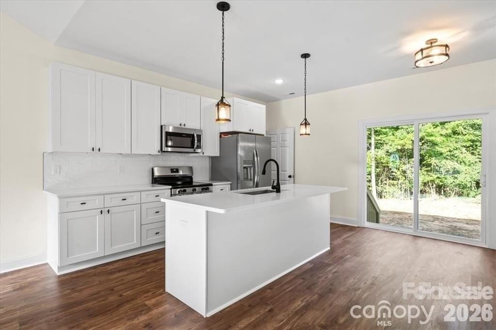 5328 Oaktree Dr - Photo 2 of 10