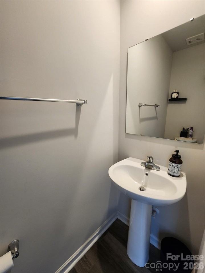 6816 Ludell Ln - Photo 7 of 17