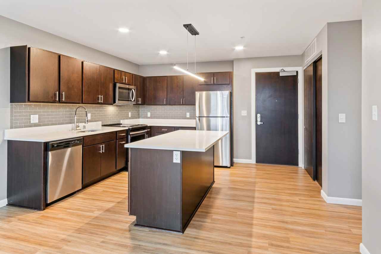 8041 W Bluemound Rd #511 - Photo 4 of 32