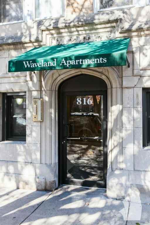 816 W Waveland Ave #05 - Photo 2 of 10