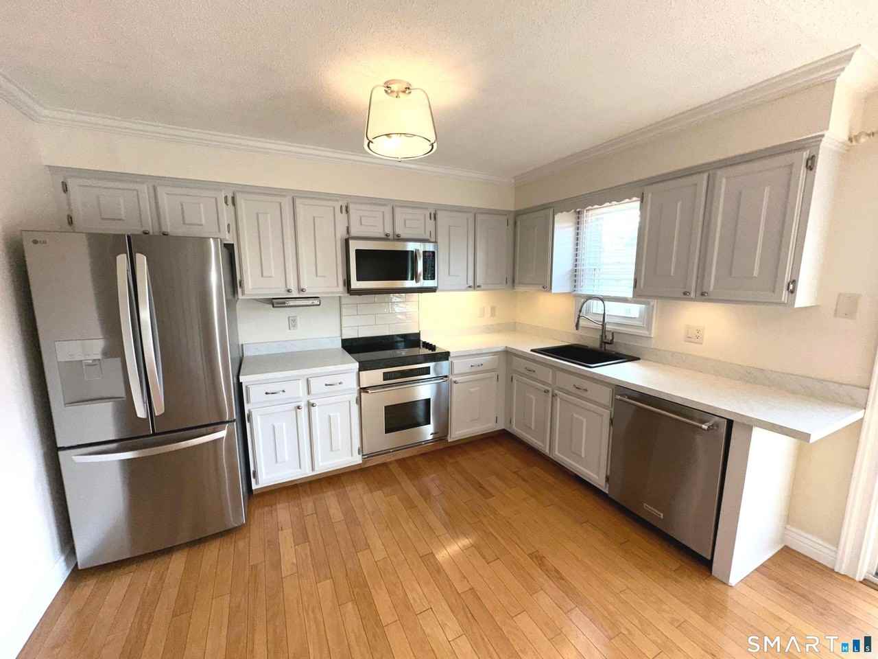 799 Garfield Ave #799 - Photo 6 of 27