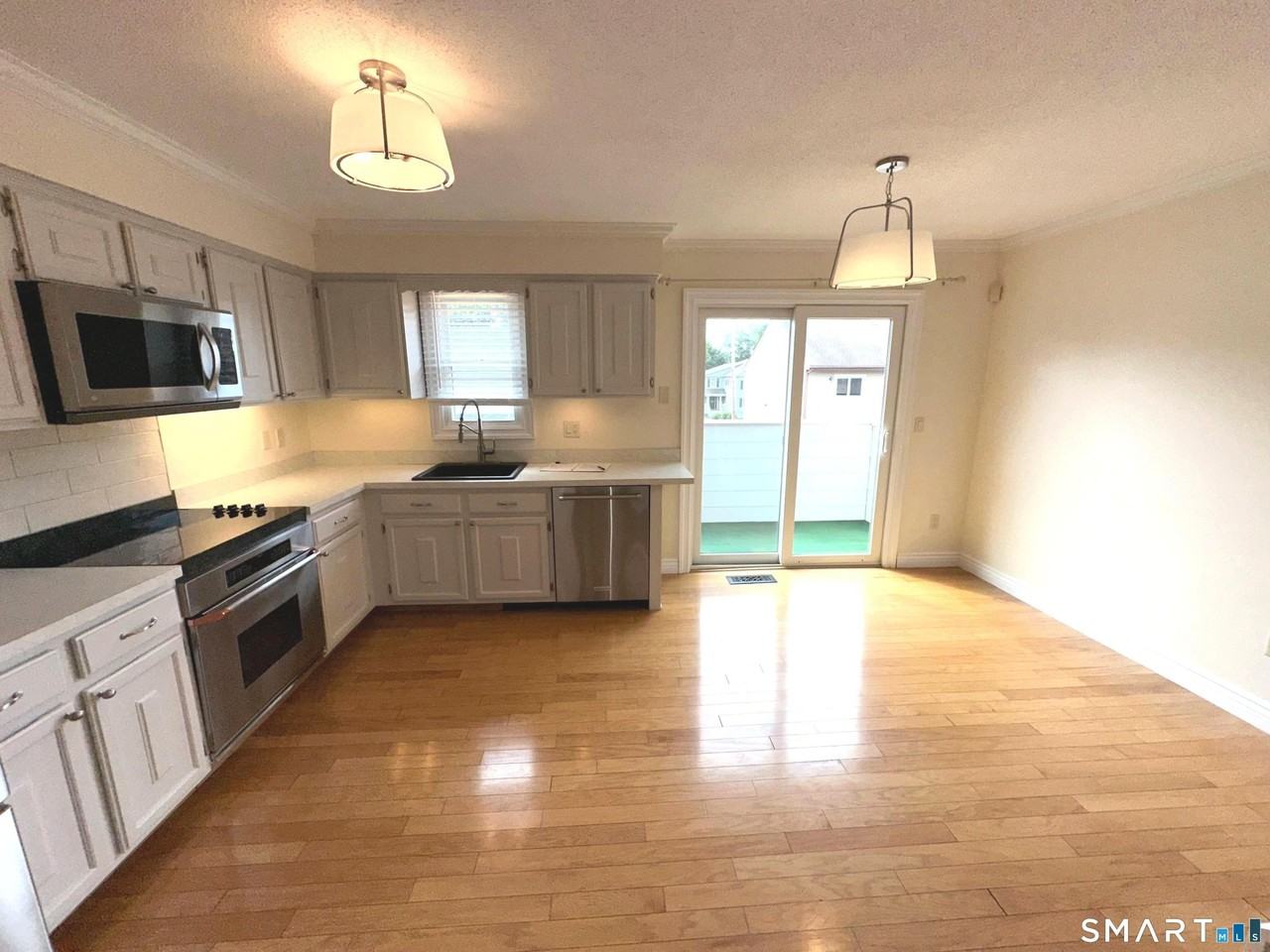 799 Garfield Ave #799 - Photo 7 of 27