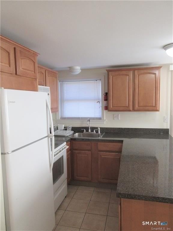 271 Pequot Ave #5 - Photo 3 of 12