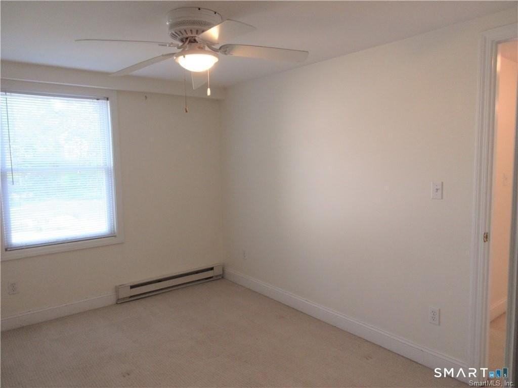 271 Pequot Ave #5 - Photo 7 of 12