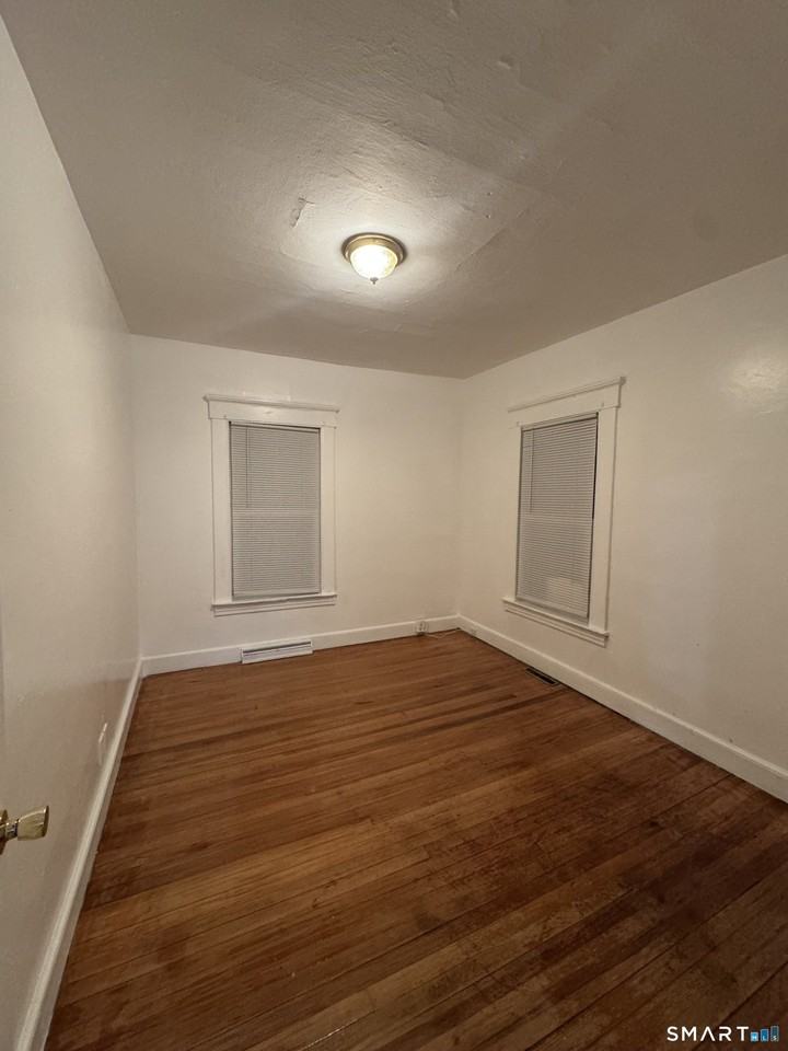 20 Michael St #2 - Photo 7 of 7