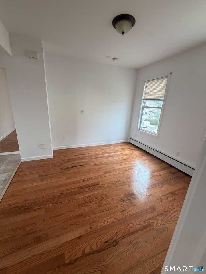 148 Alfred St #2 - Photo 5 of 13