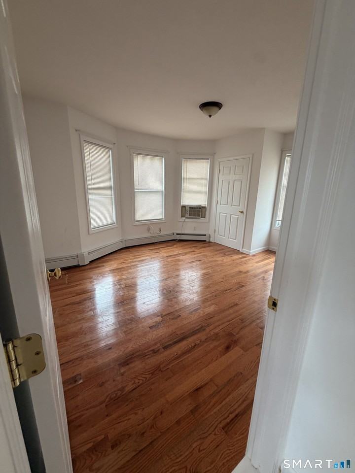 148 Alfred St #2 - Photo 7 of 13