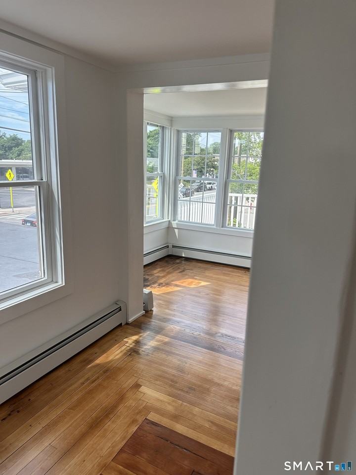 295 Main St #295 - Photo 7 of 11