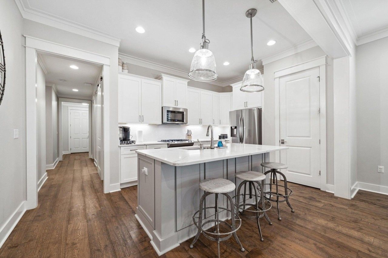 327 Cobalt Ln - Photo 7 of 45