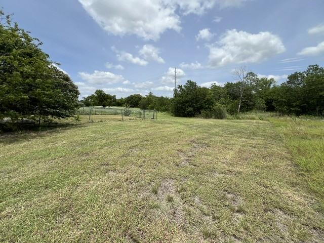 512 Crest Circle Dr Apt B #512B - Photo 4 of 22