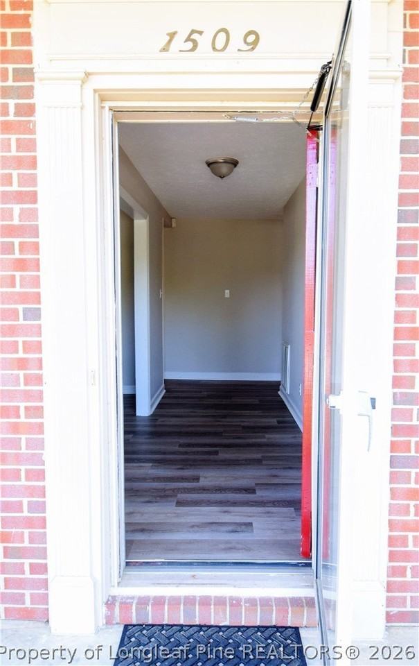 1509 Paisley Ave - Photo 2 of 25