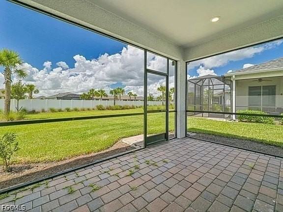 42218 Edgewater Dr - Photo 4 of 25