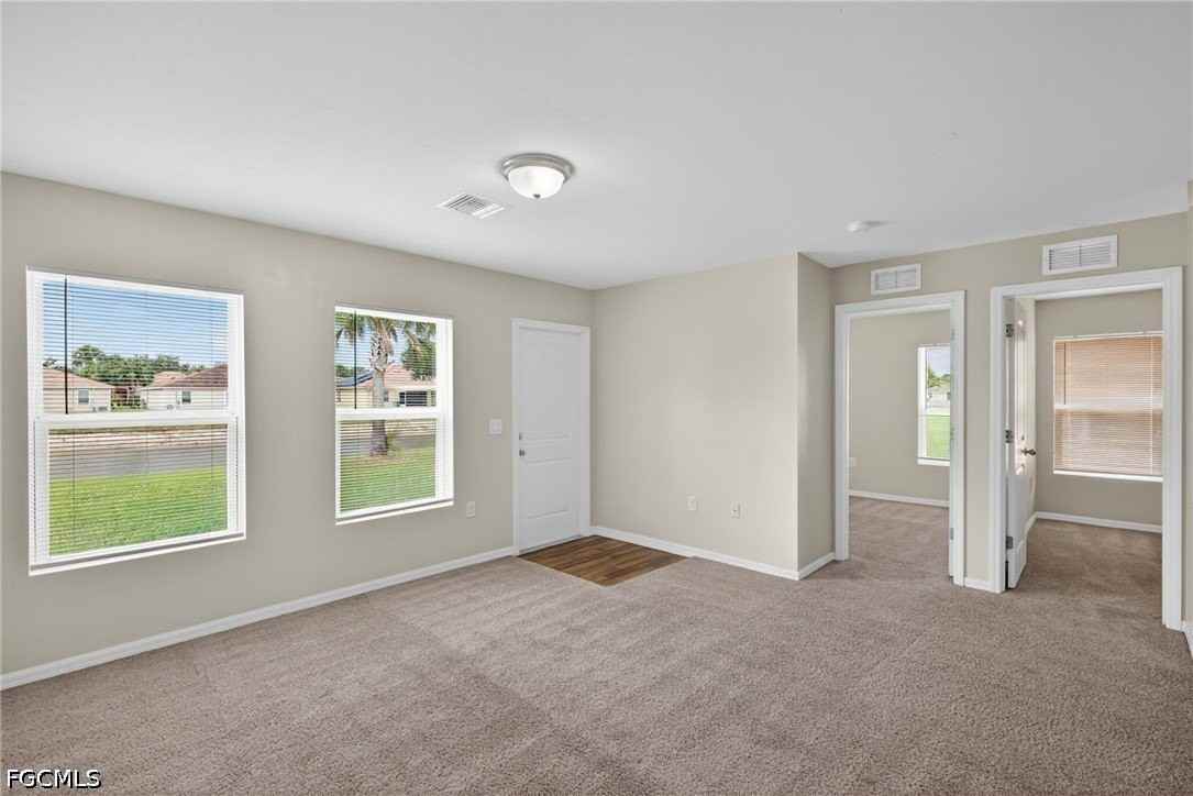 18303 Gibraltar Ln - Photo 5 of 36
