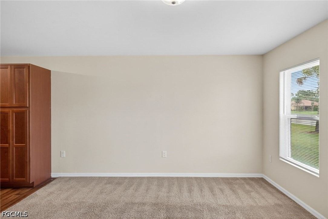 18303 Gibraltar Ln - Photo 6 of 36
