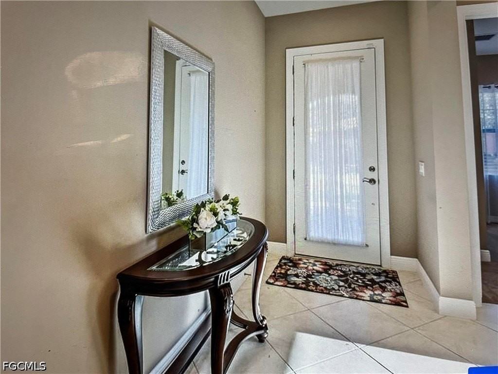 12690 Fairington Way - Photo 6 of 21