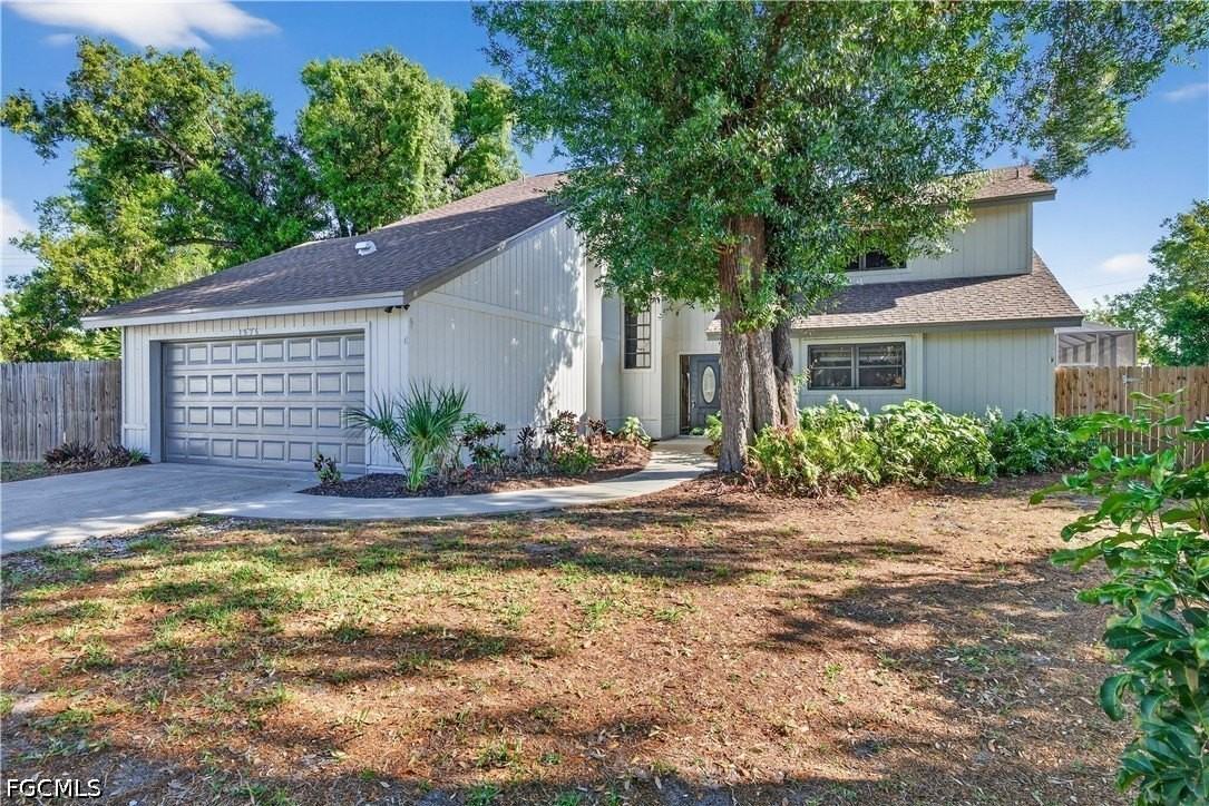 1576 Beechwood Trl - Photo 2 of 39