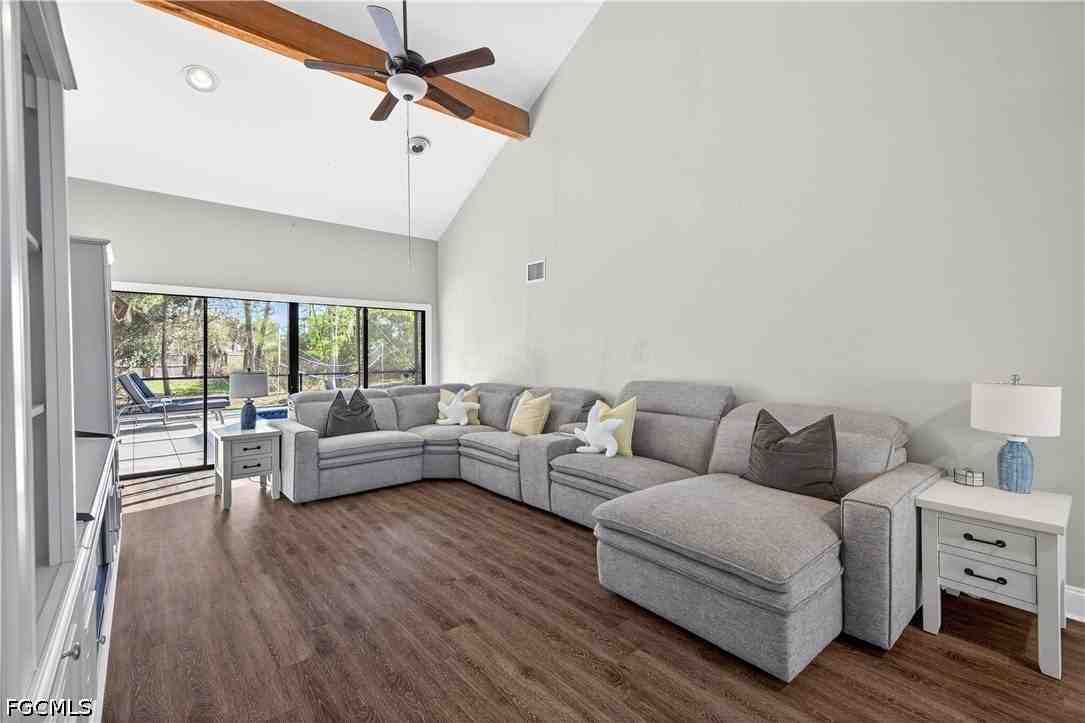 1576 Beechwood Trl - Photo 7 of 39