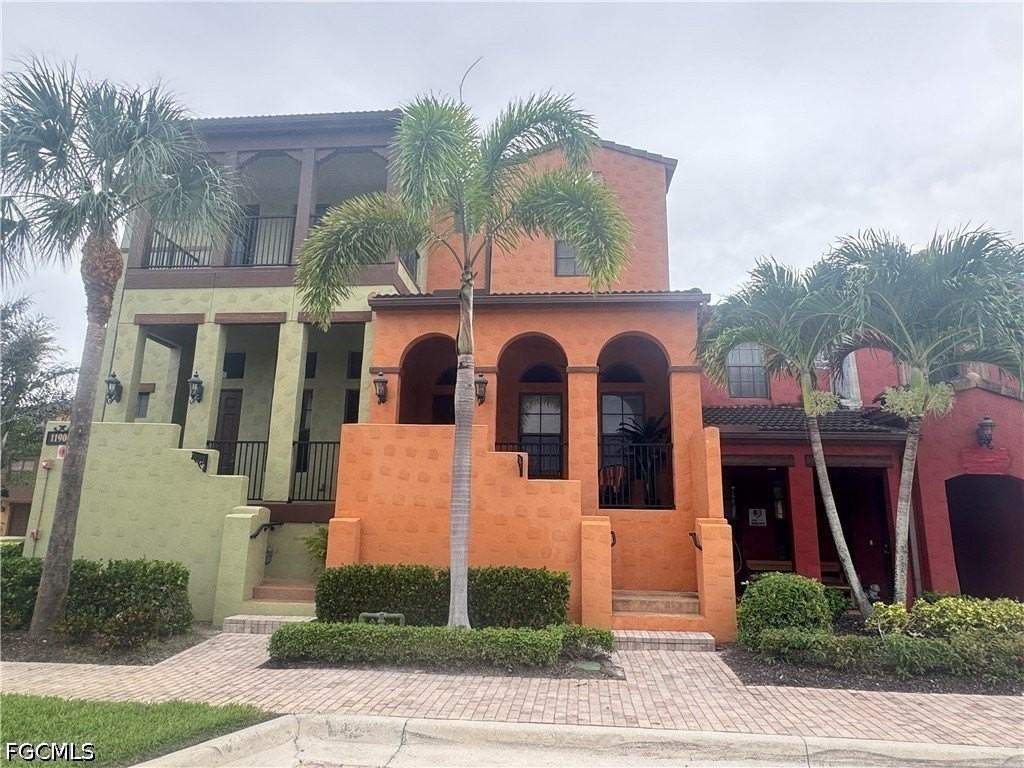11901 Izarra Way #8602