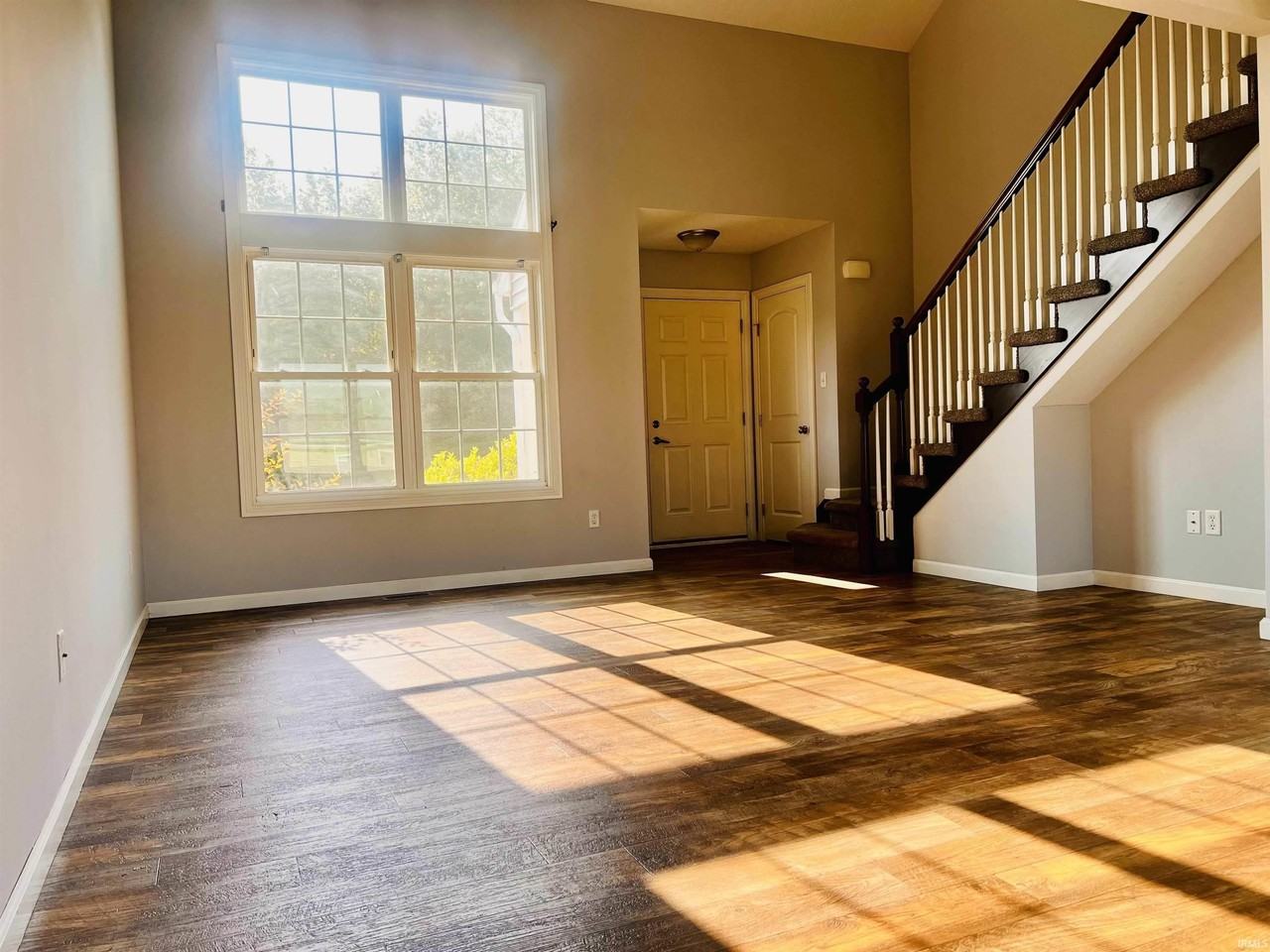 2119 Meadowsweet Pkwy - Photo 3 of 19
