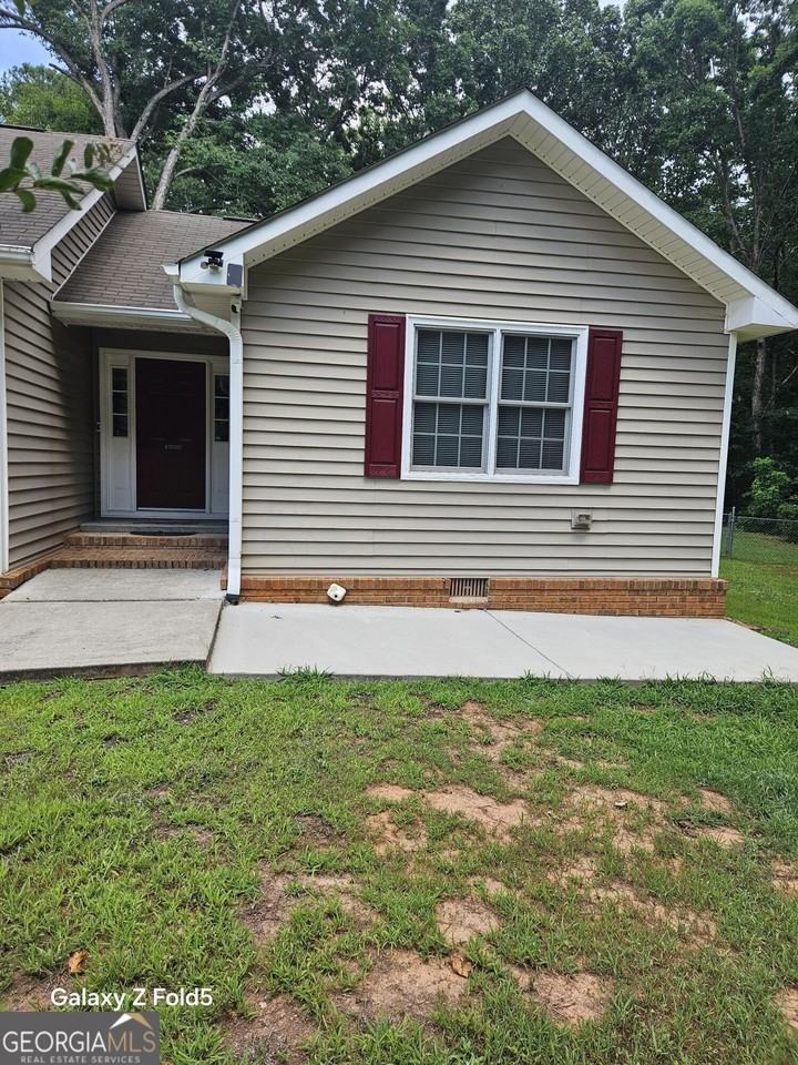 49 Cook Ln
