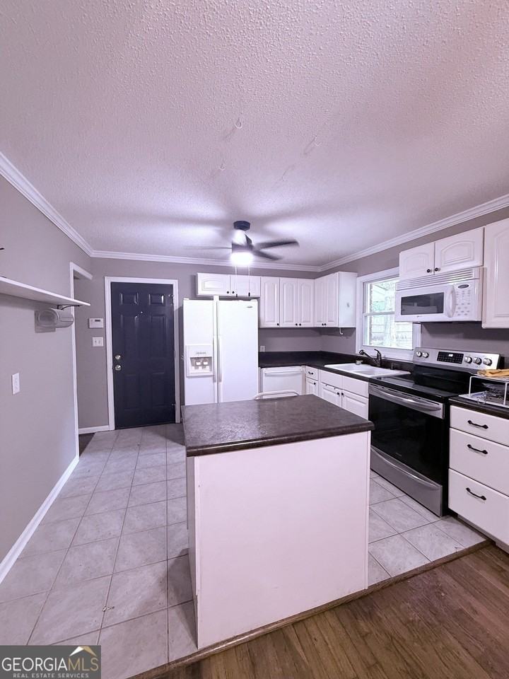 317 Hilltop Circle Ext Sw - Photo 6 of 24