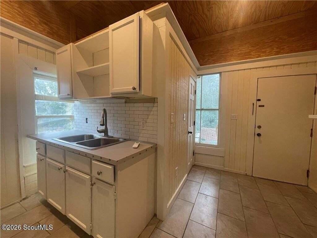 2129 Union St #A - Photo 7 of 11