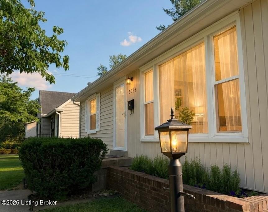 3036 Talisman Rd - Photo 3 of 50