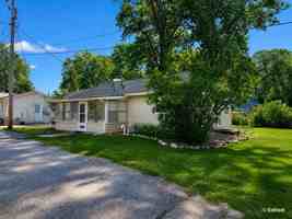 featured image of 292 Grayson Rd