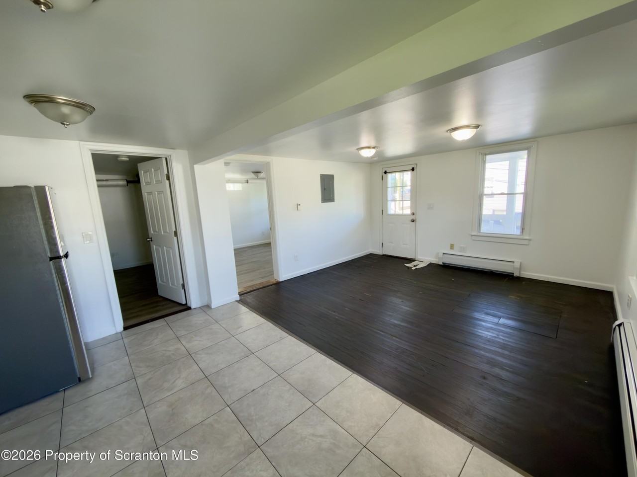 189 Nottingham St #3 - Photo 4 of 11