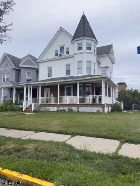 191 Union St - Photo 2 of 28