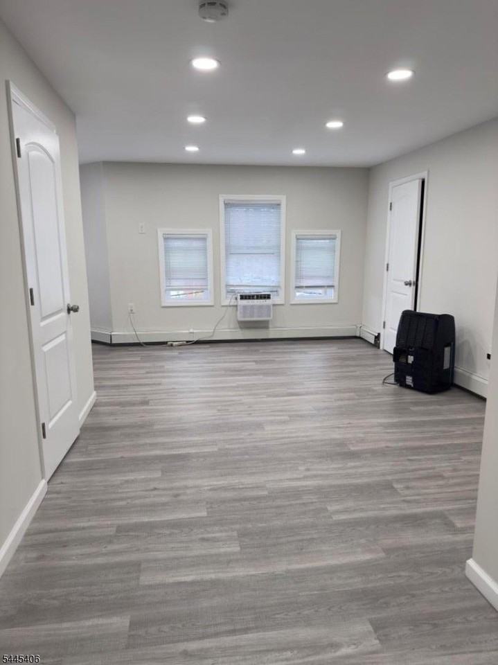 191 Union St - Photo 7 of 28