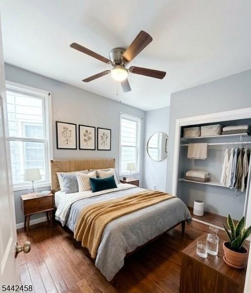 239 S Clinton St #1 - Photo 3 of 11