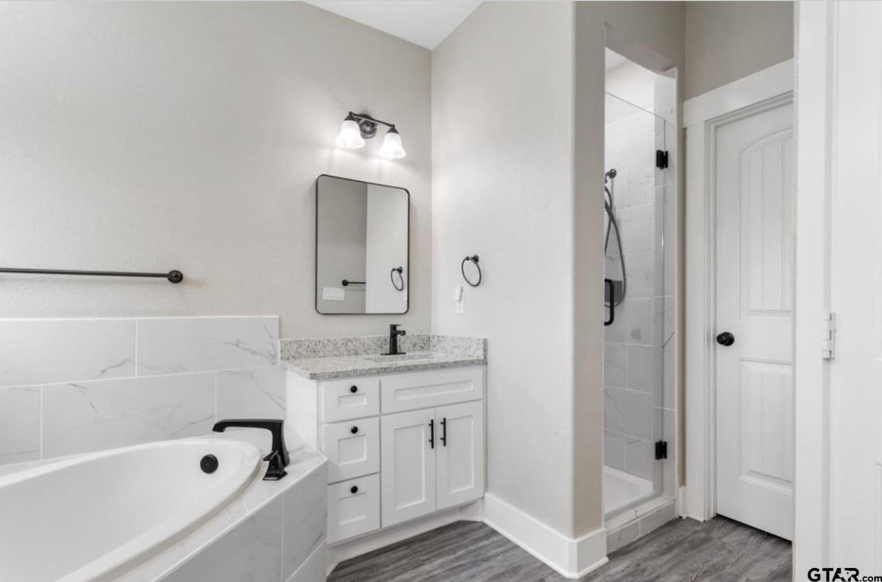 14127 Donna St - Photo 4 of 5