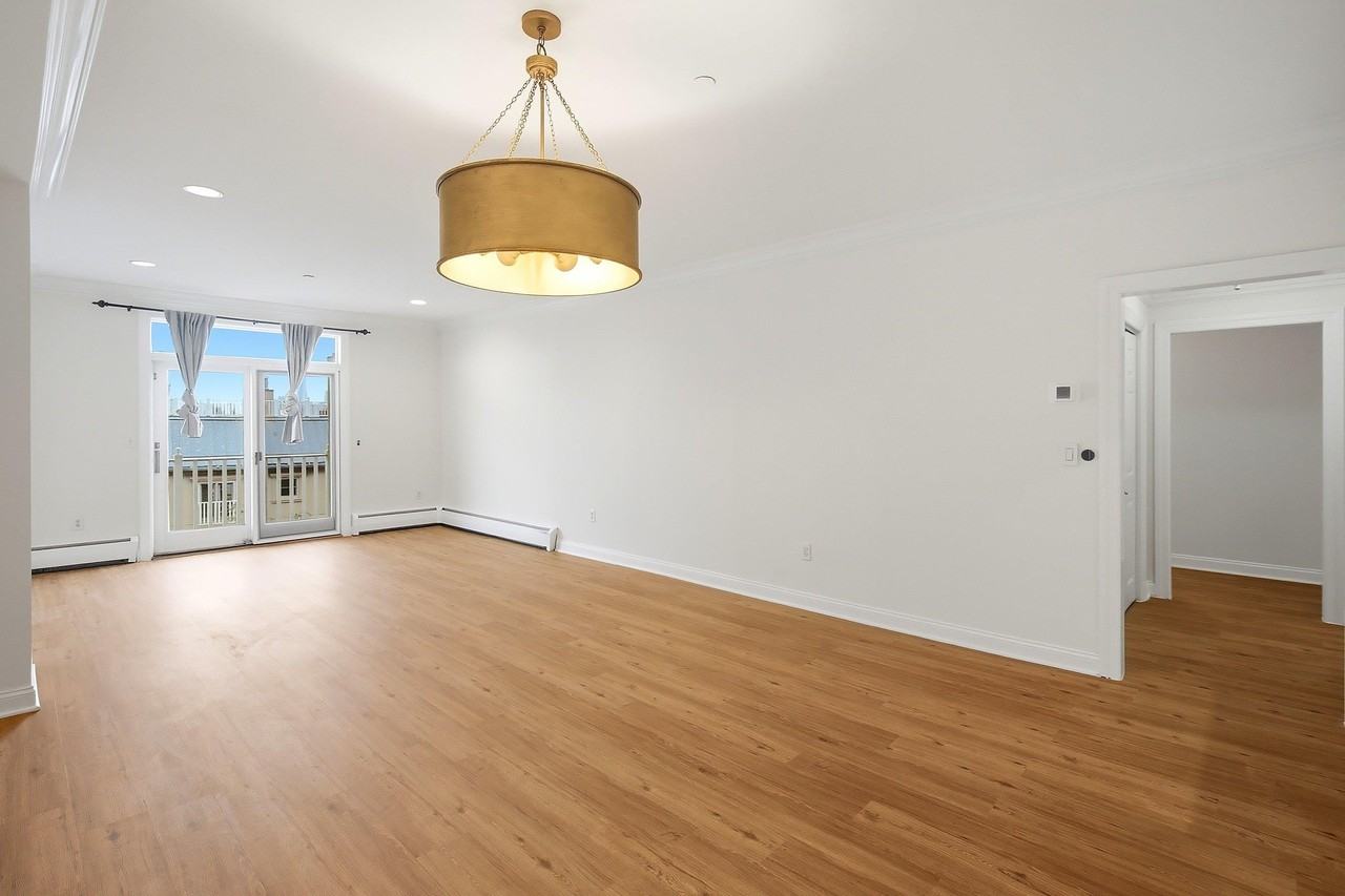 206 Shearwater Ct W #62 - Photo 7 of 33