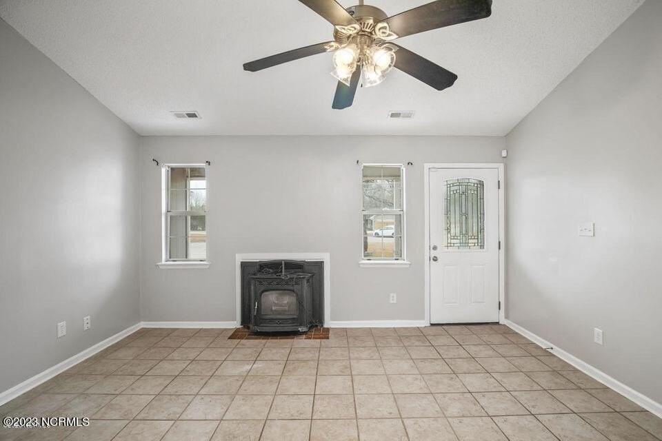 424 Singletree Dr - Photo 5 of 28