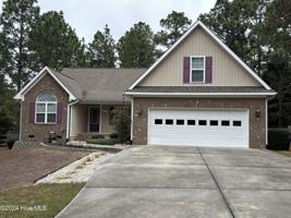 featured image of 7 Moore Dr