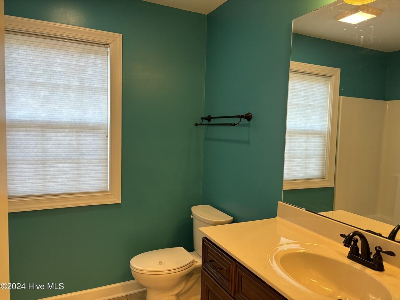 7 Moore Dr - Photo 7 of 20