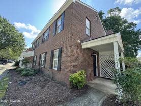 5147 Lampost Cir - Photo 1 of 1