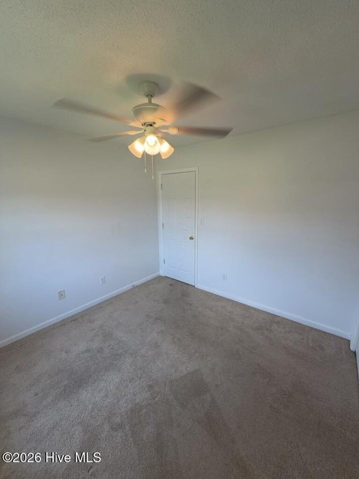 436 Dion Dr - Photo 7 of 10